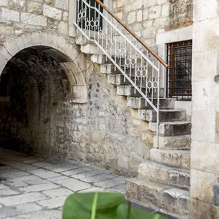아파트 Diocletian Palace Penthouse *