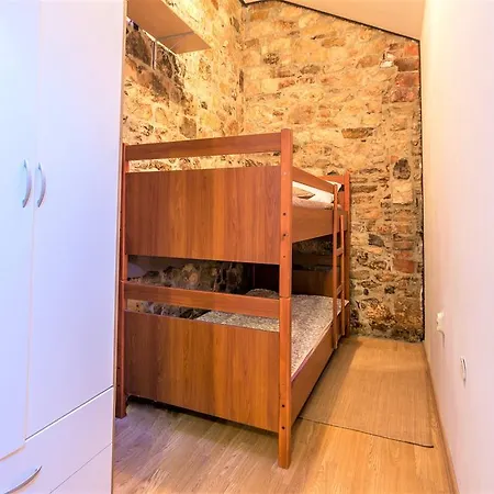 Diocletian Palace Penthouse 아파트